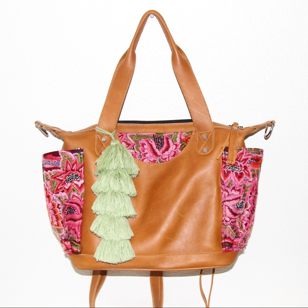 SOLD Hiptipico Convertible Bag / Backpack NWOT